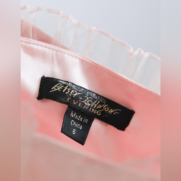 Retro BETSEY JOHNSON Pink Cupcake Dress • XS - Picture 7 of 9